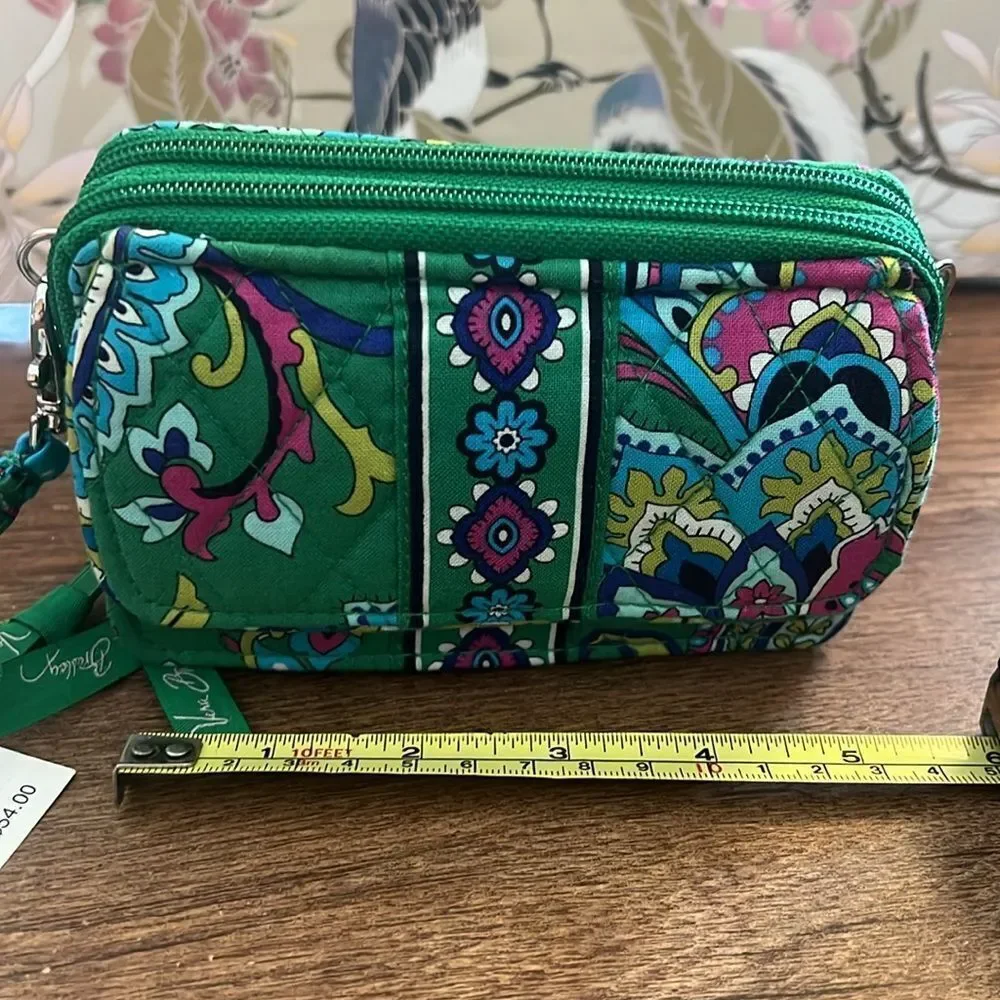 Vera Bradley Green Patterned Crossbody - Picture 3 of 4